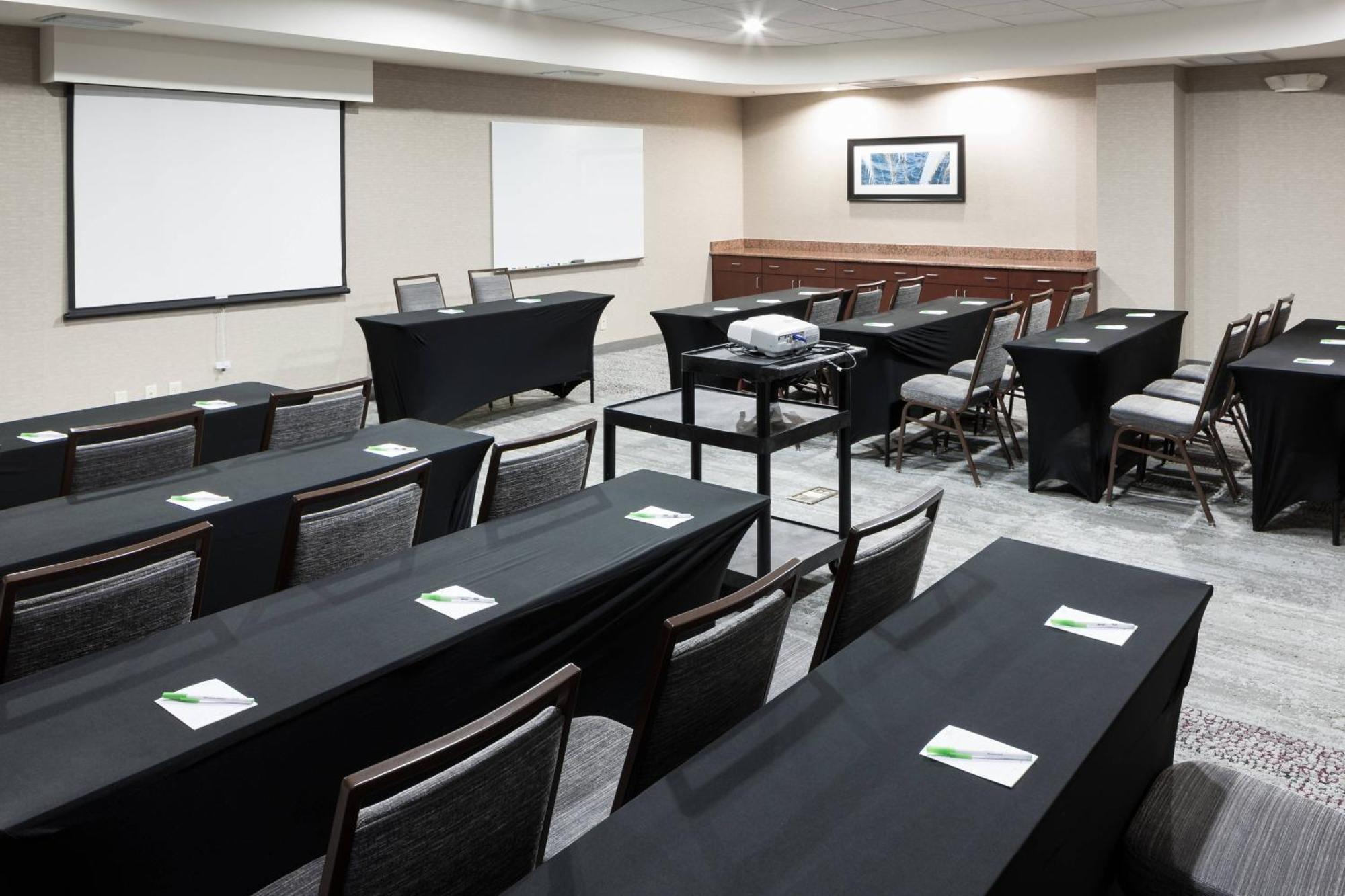 Courtyard By Marriott Miami At Dolphin Mall Sweetwater Esterno foto