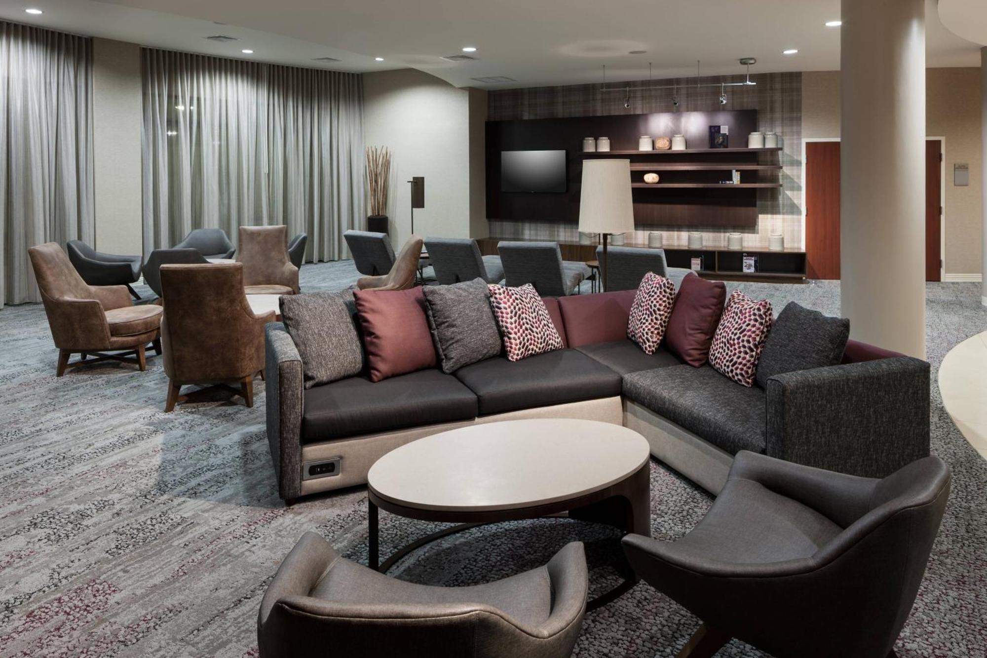 Courtyard By Marriott Miami At Dolphin Mall Sweetwater Esterno foto