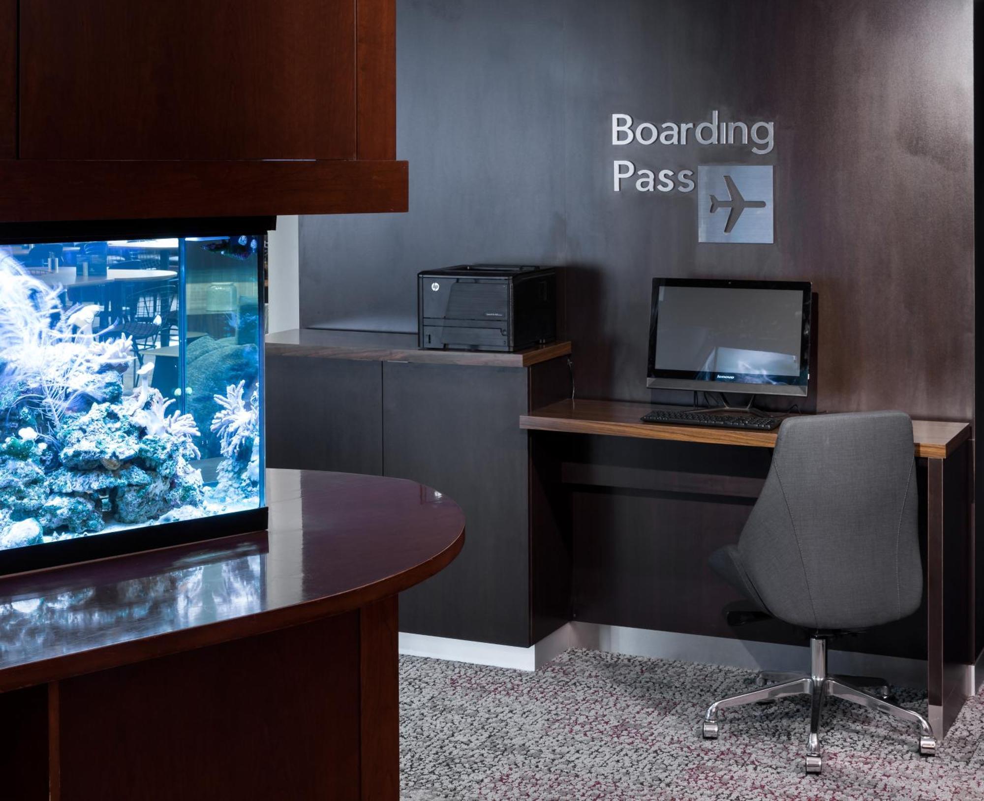Courtyard By Marriott Miami At Dolphin Mall Sweetwater Esterno foto